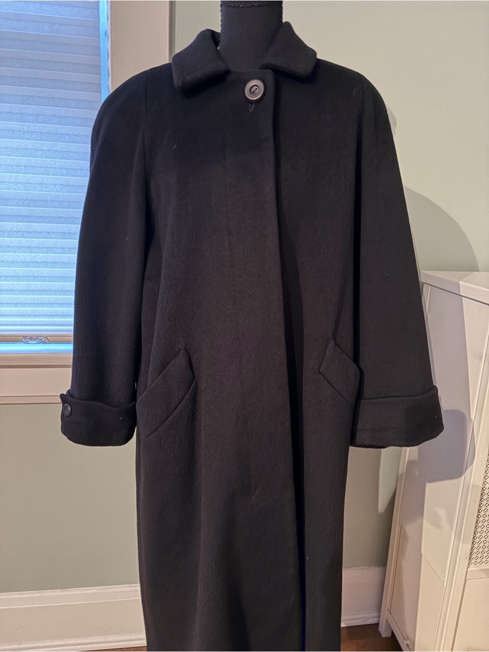 Albert Nipon Black Wool Pea Coat